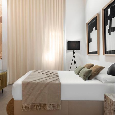 Monkeys Apartments Trastamara Billiard Room Seville Luaran gambar